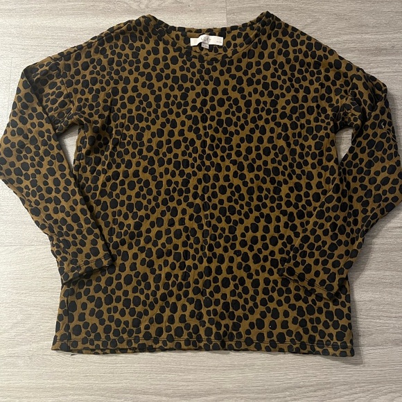 Loft Women’s Brown Black Animal Print Shirt Size Medium Petite - Picture 3 of 9